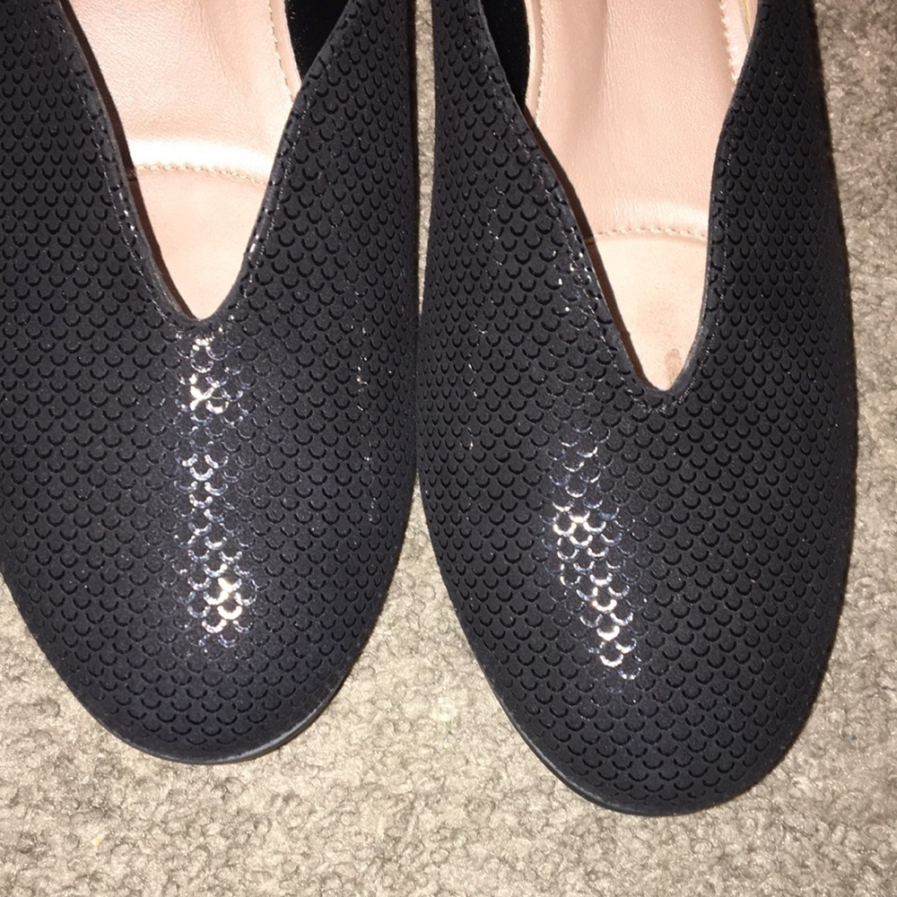 BeautiFeel Black Jolie Shiny Scale Print  Suede Slip On Leather Flats - Picture 4 of 10